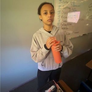 Meet your Posher, Kayda